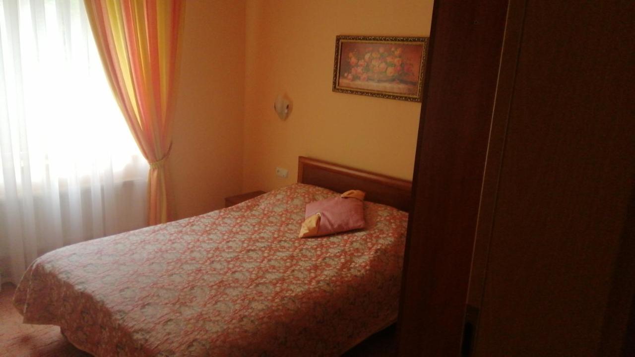 Hotel Yavir Yaremtche Extérieur photo