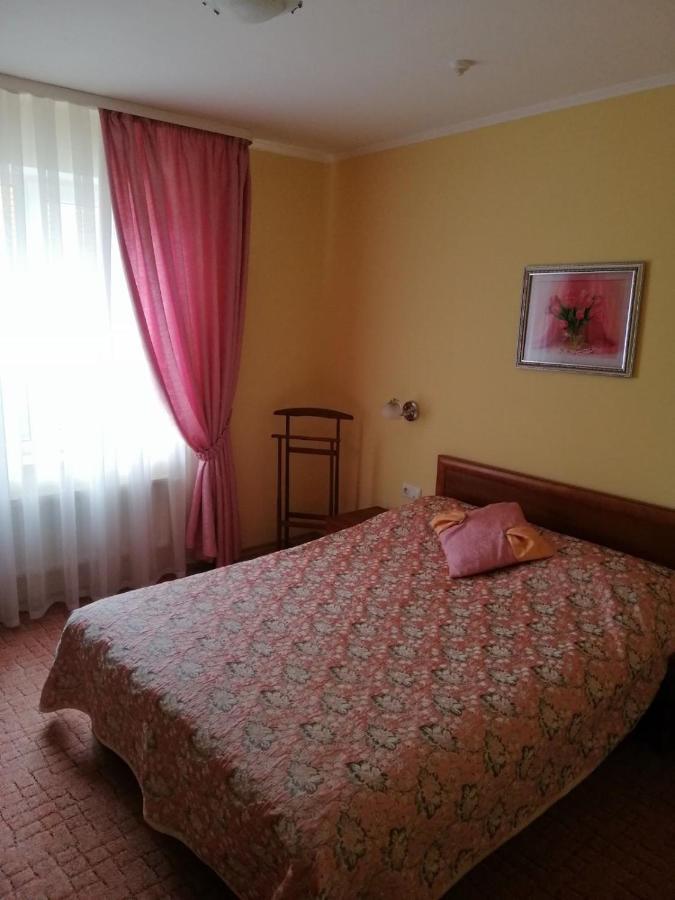 Hotel Yavir Yaremtche Extérieur photo