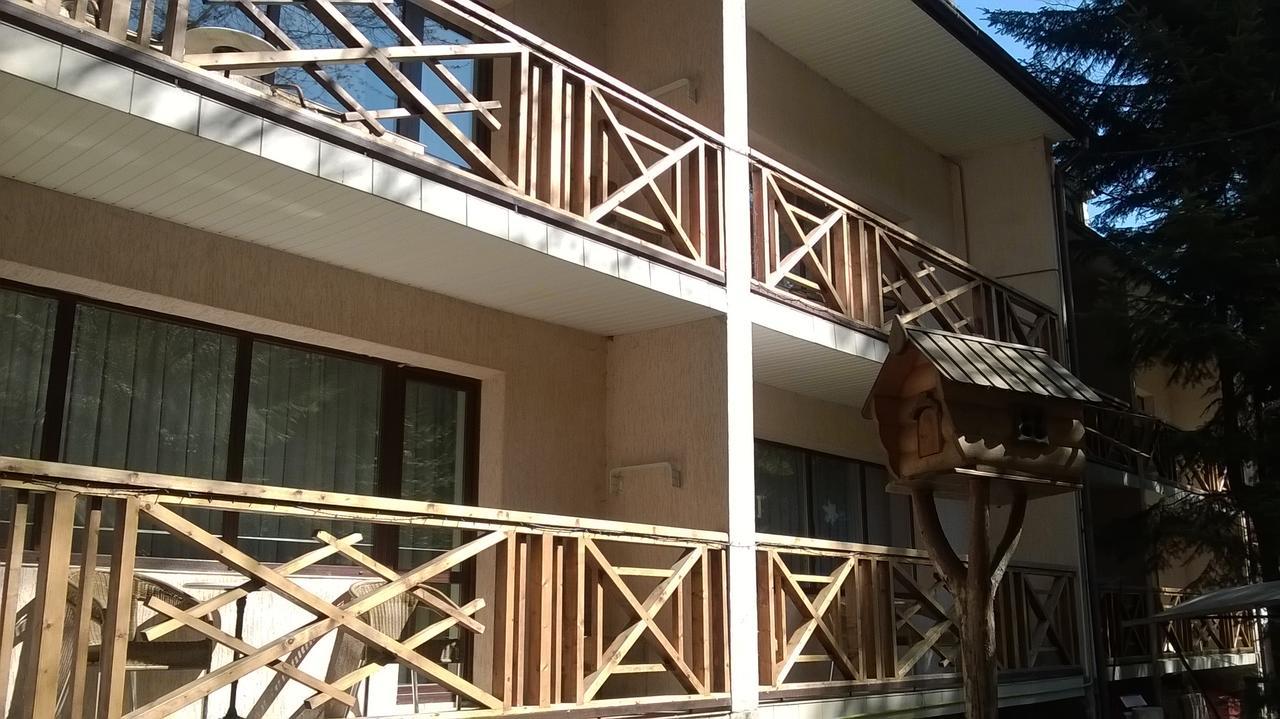 Hotel Yavir Yaremtche Extérieur photo